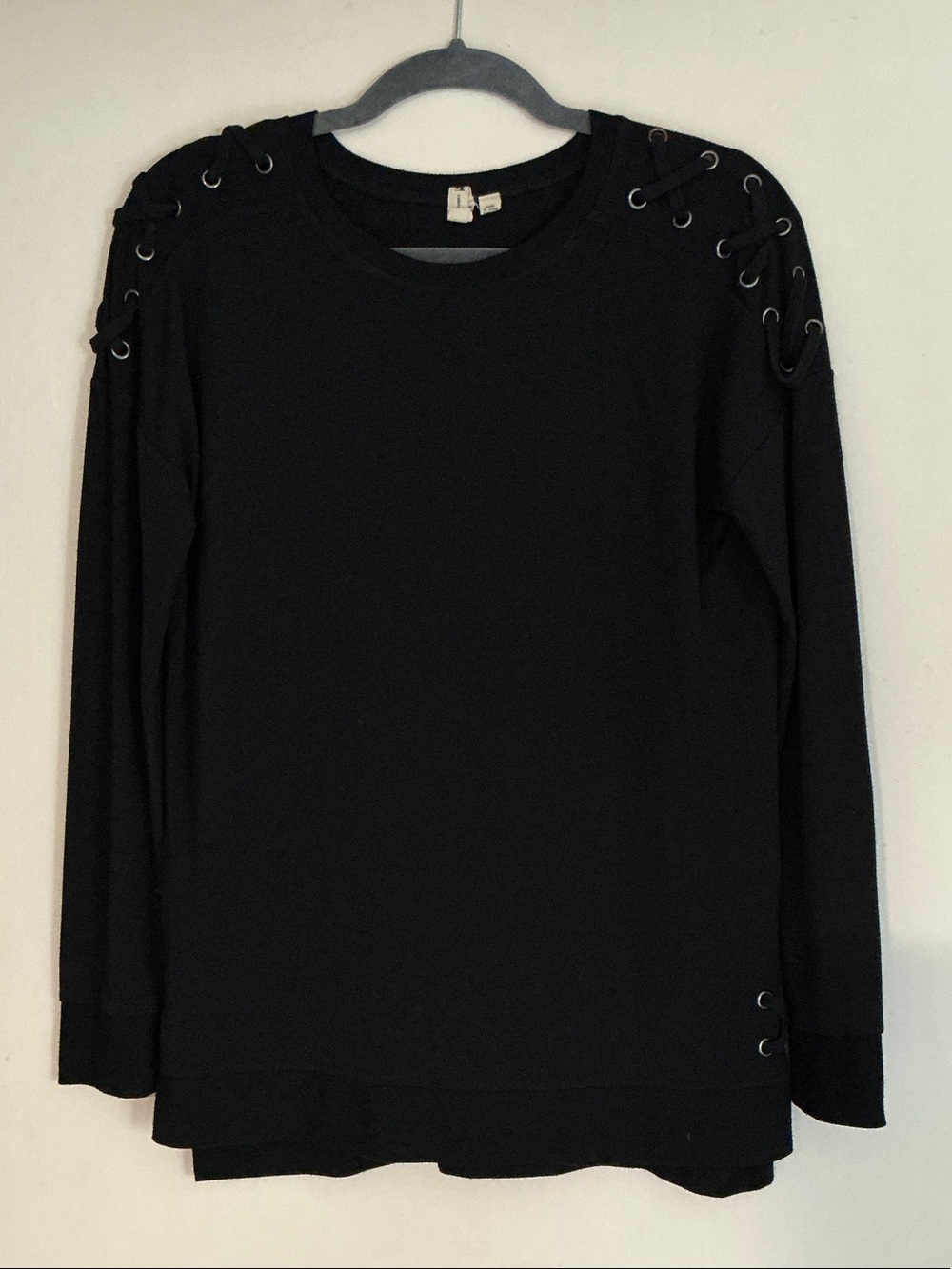 Cable & Gauge Black Lace-Up Shoulder Long Sleeve Top